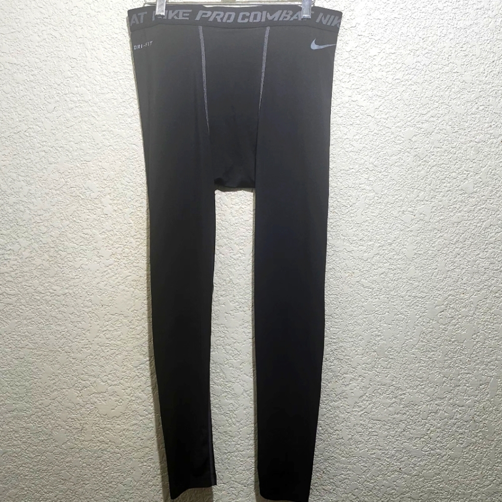 Nike Pro Combat Compression Top - Picture 2 of 9